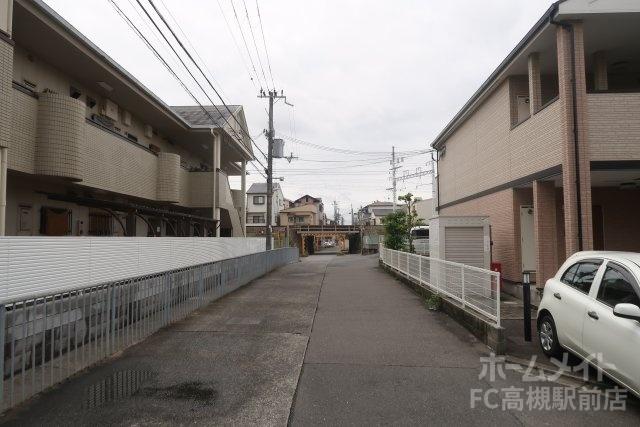 その他　前面道路（その他）まで1m