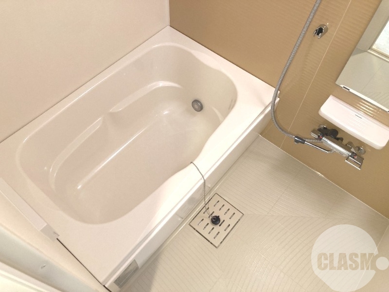 バス・シャワールーム　浴室乾燥機＆追い焚き機能付きバス♪