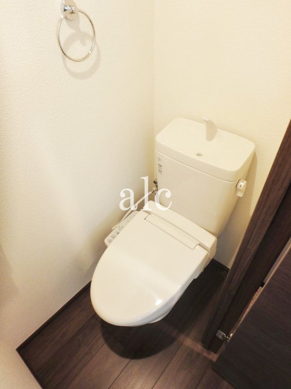 トイレ　清潔感のあるトイレです