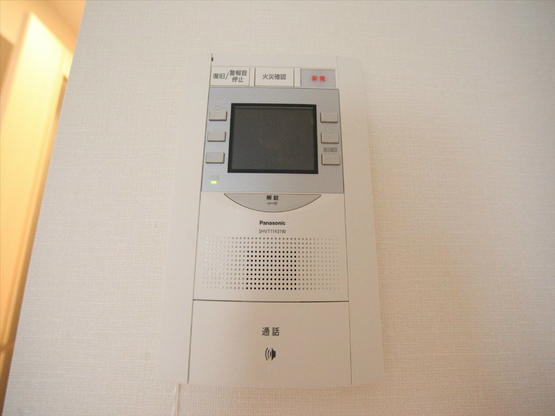 セキュリティ　TVモニター付インターホン