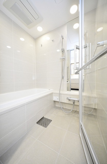 バス・シャワールーム　バス※別部屋参考写真