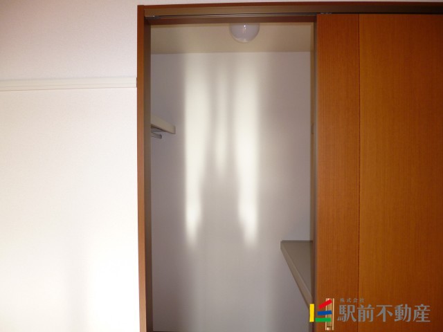 収納　たっぷりのクローゼット