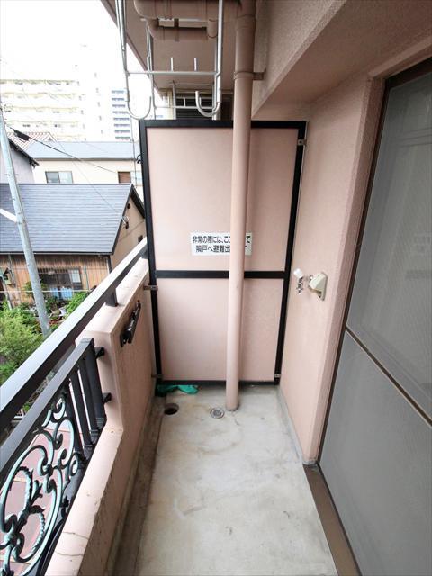 バルコニー　松山市御宝町　トスカーナ　ベランダ