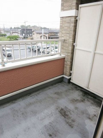 バルコニー　広々としたバルコニーです