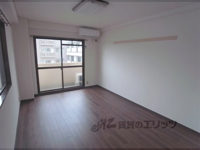 居室・リビング　洋室