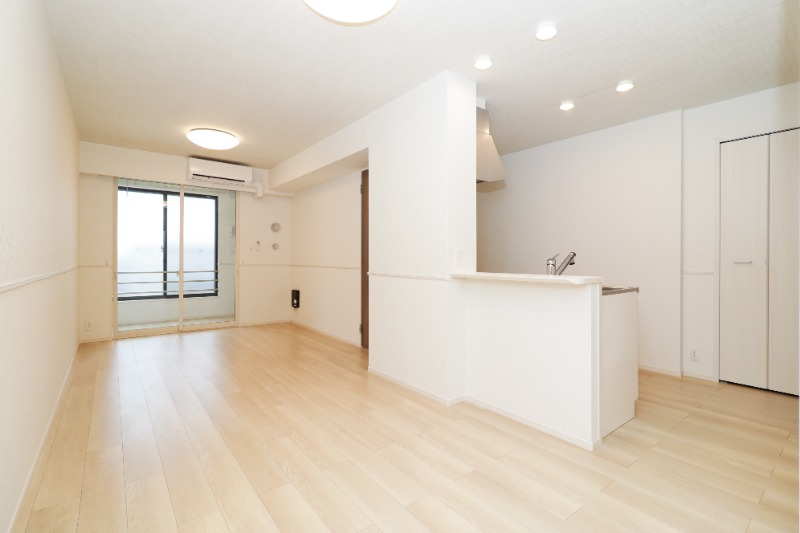 居室・リビング　図面と現状に相違がある場合には現状を優先