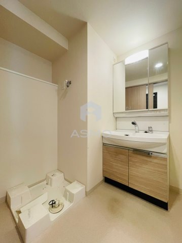 洗面設備　同マンション別部屋参考写真