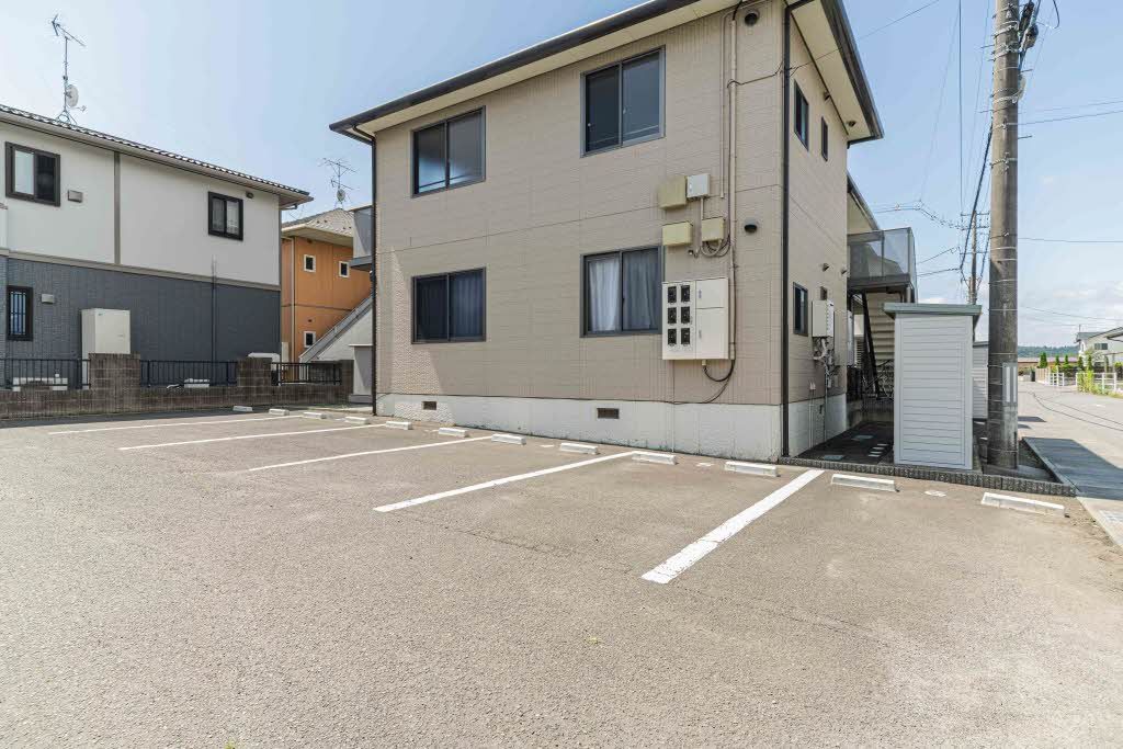 駐車場　駐車場