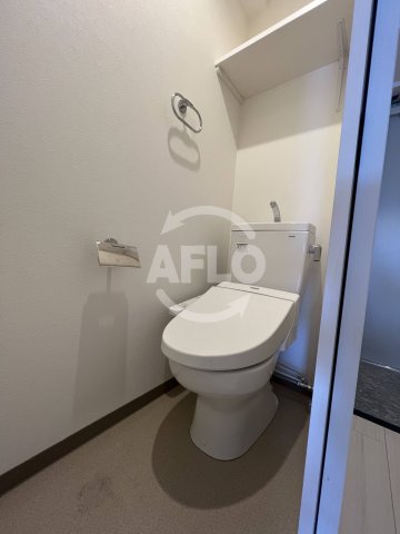 トイレ　ALZA立売堀（アルザ立売堀）　温水洗浄便座