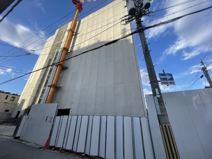 建物外観　建築中