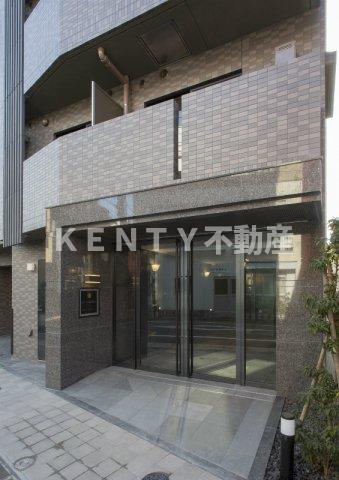 エントランス　建物の内部です