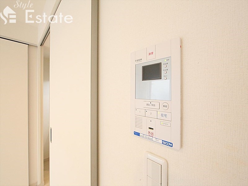 セキュリティ　モニター付きインターホン
