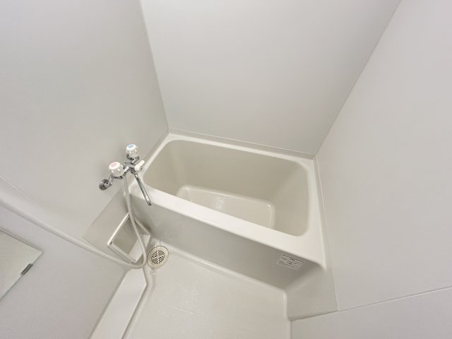 バス・シャワールーム　お風呂で日々の疲れを落としましょう