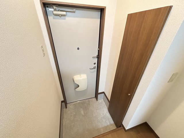 玄関　明るい玄関です