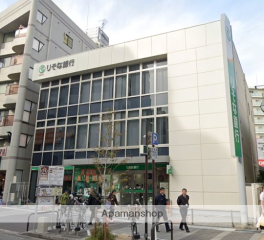 銀行　（株）りそな銀行／伊丹支店（銀行）まで228m