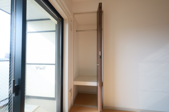 収納　※別部屋の写真です