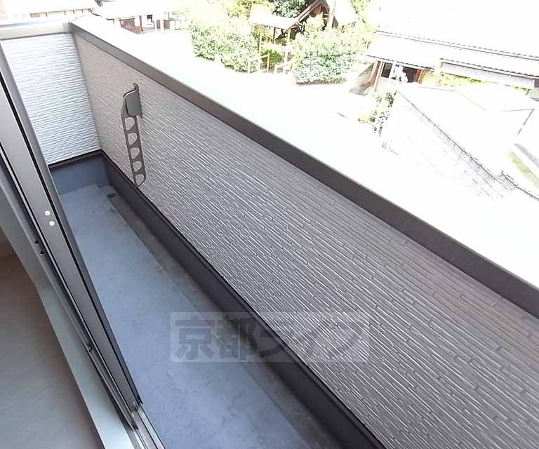 バルコニー　広いバルコニーが魅力的。