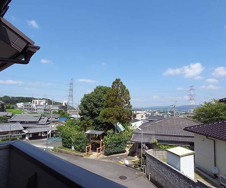 眺望　閑静な住宅地。