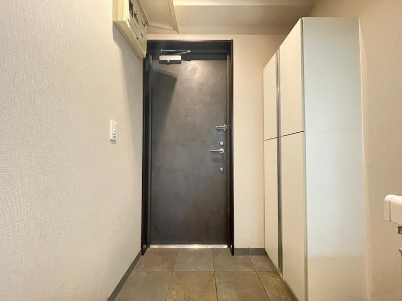 玄関　※別室参考写真となります。