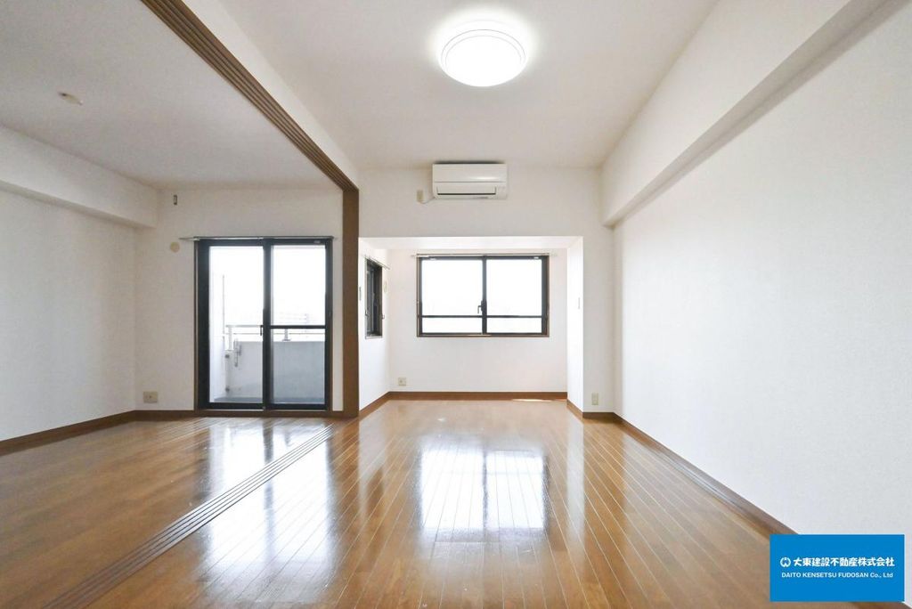 居室・リビング　引き戸を開ければ18畳の部屋に変身