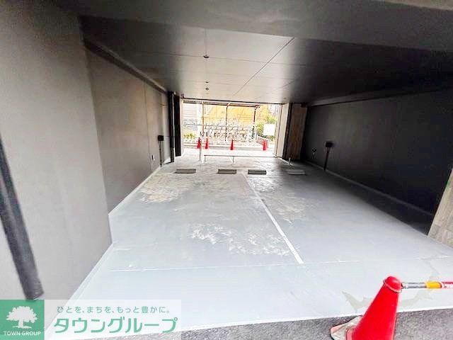 駐車場　駐車場