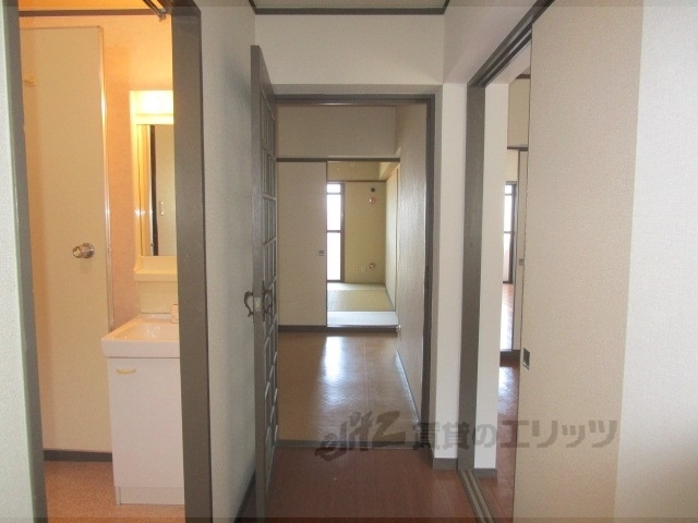 その他部屋・スペース　廊下