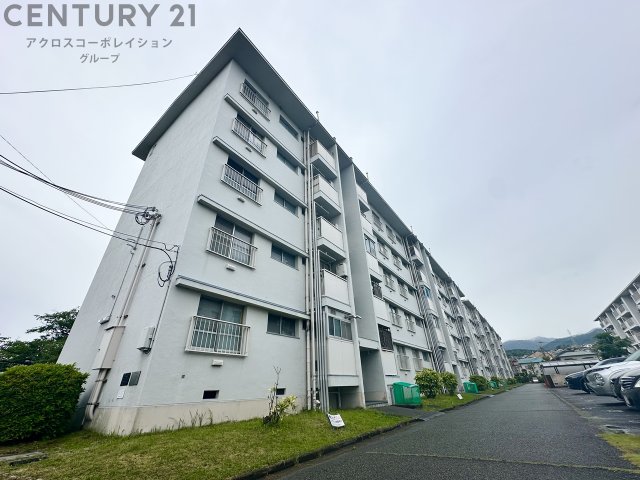 建物外観　敷地内に駐車場あります！