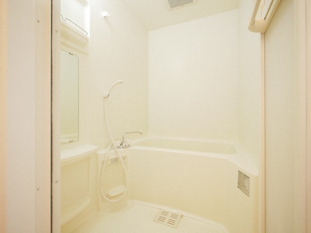 バス・シャワールーム　※別部屋の参考写真となります※現況優先※