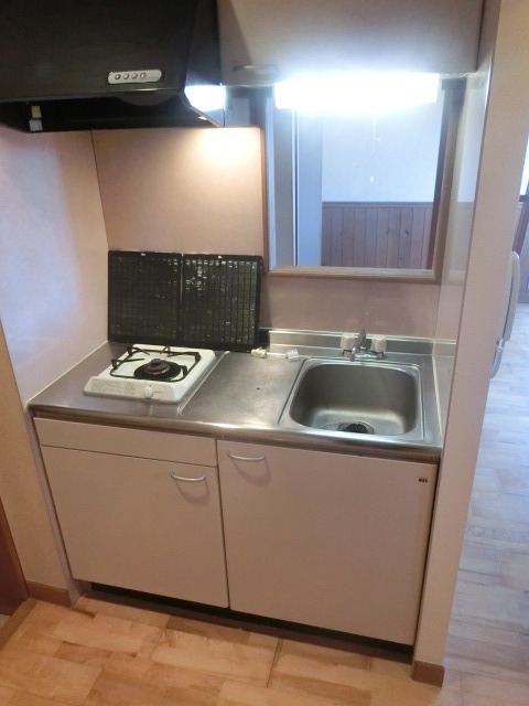 キッチン　お友達と会話しながらお料理できます。