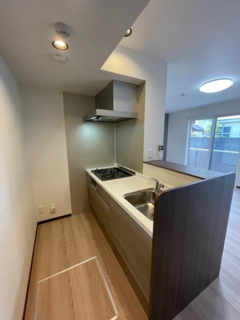 キッチン　同物件別号室です。