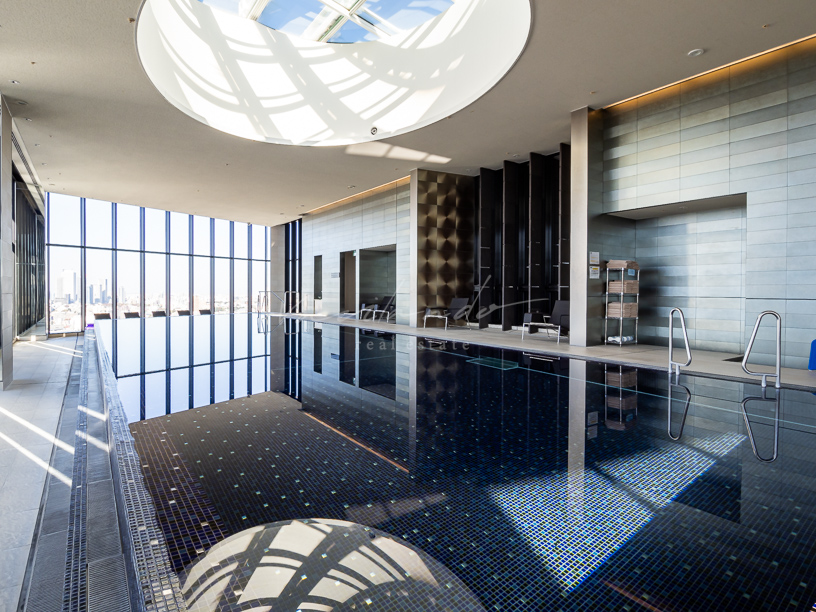 駐車場　展望プール