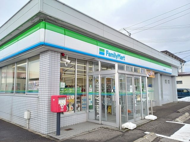 コンビニ　ファミリーマート大館大田面店（コンビニ）まで148m