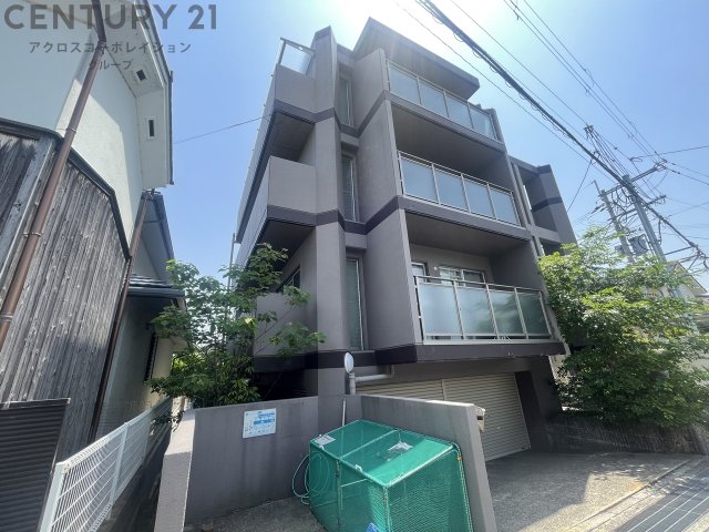 建物外観　敷地内にバイク置き場あります！