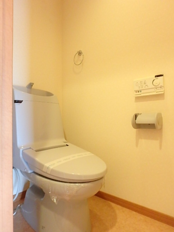 トイレ　図面と現状に相違がある場合には現状を優先