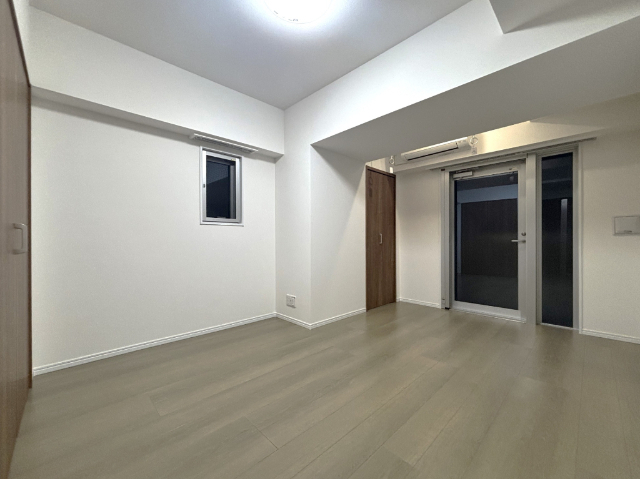 居室・リビング　【角部屋】二面採光