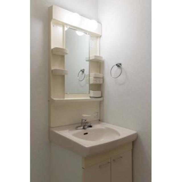 洗面設備　※写真は同タイプ住戸です。