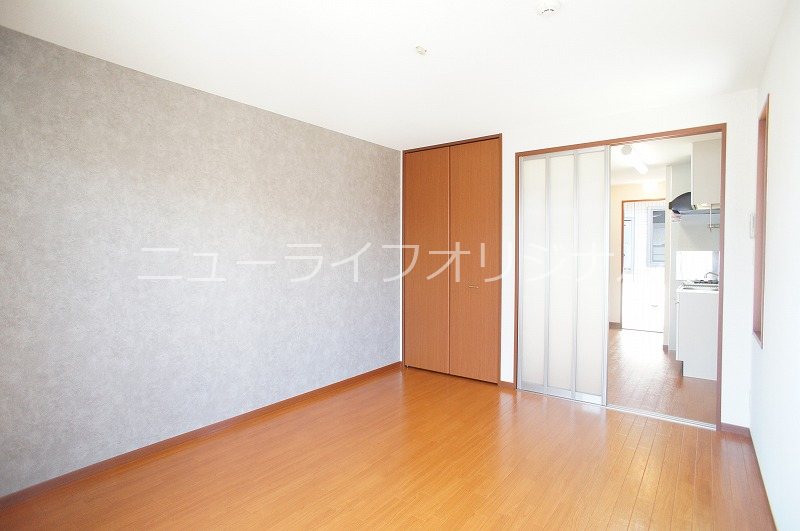 その他部屋・スペース　6.4帖の洋室です。