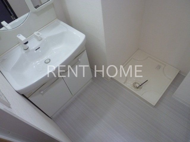 洗面設備　シャンプードレッサー・室内洗濯パン付