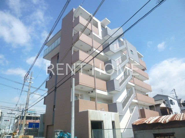 建物外観　鉄筋コンクリート造　６階建