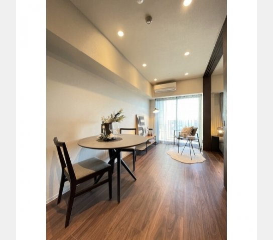 居室・リビング　※家具・家電の備え付けはありません