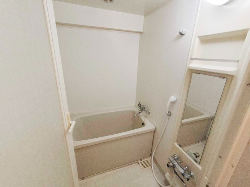 バス・シャワールーム　図面と現状に相違がある場合には現状を優先