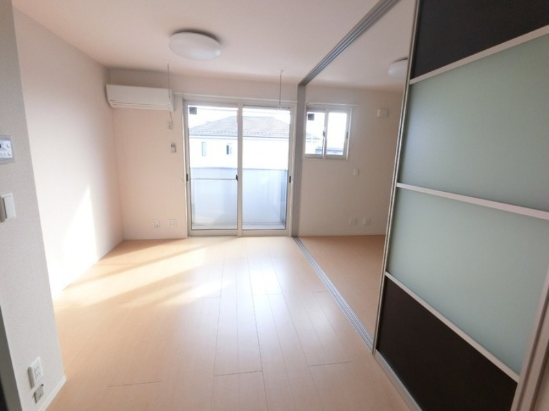 居室・リビング　図面と現状に相違がある場合には現状を優先