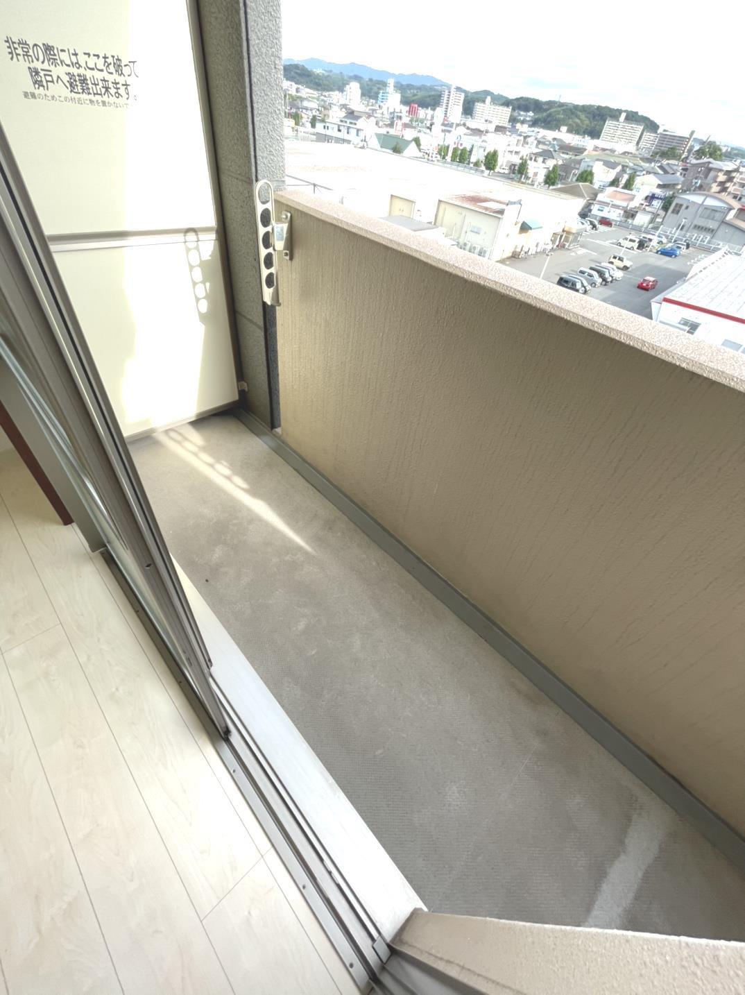 バルコニー　バルコニー