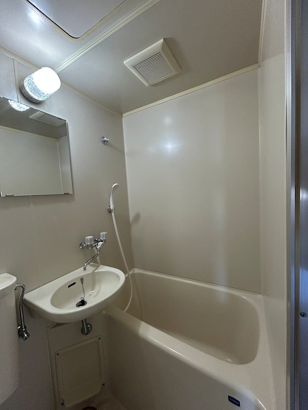 バス・シャワールーム　写真は503