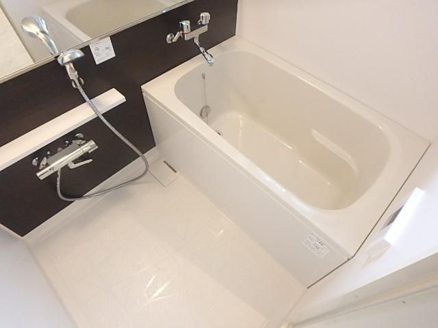 バス・シャワールーム　浴室