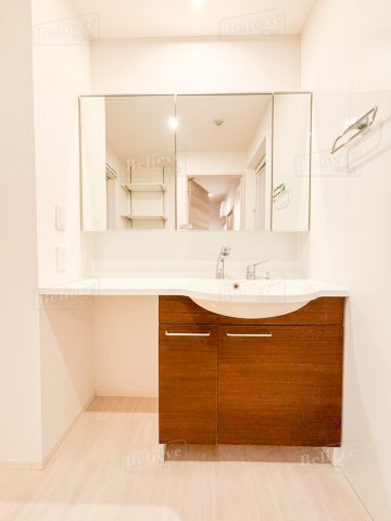 洗面設備　広い洗面スペースです★