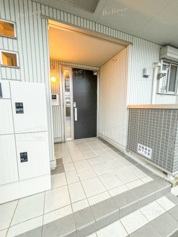 エントランス　清潔なエントランス♪