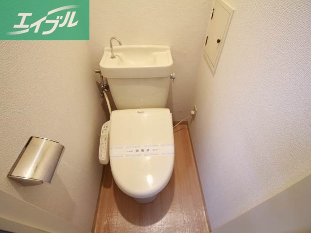 トイレ　トイレ