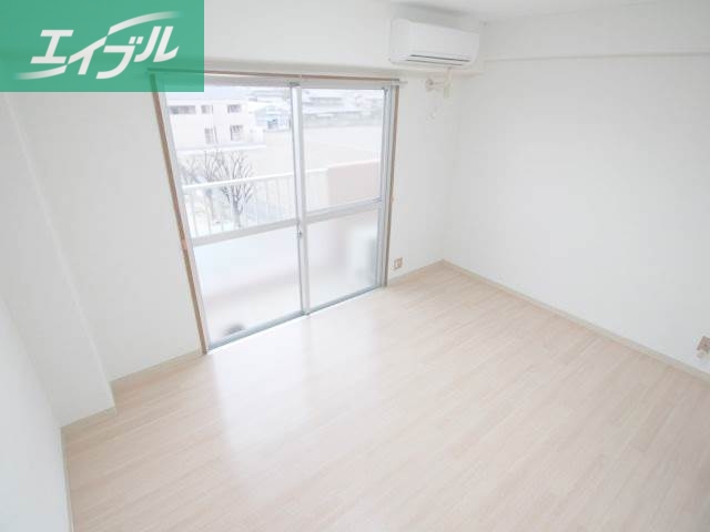 居室・リビング　居室