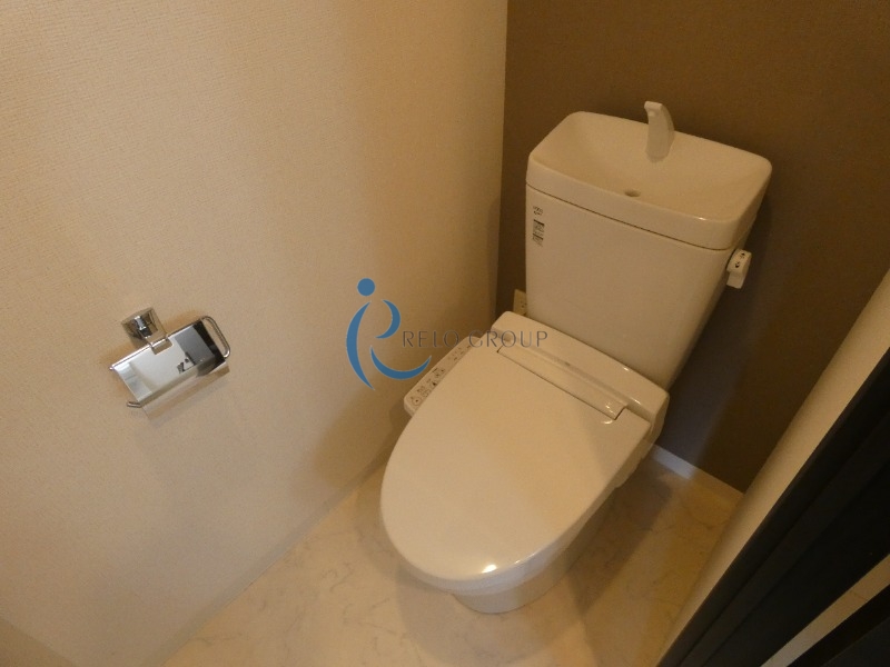 トイレ　同一シリーズの別物件です。
